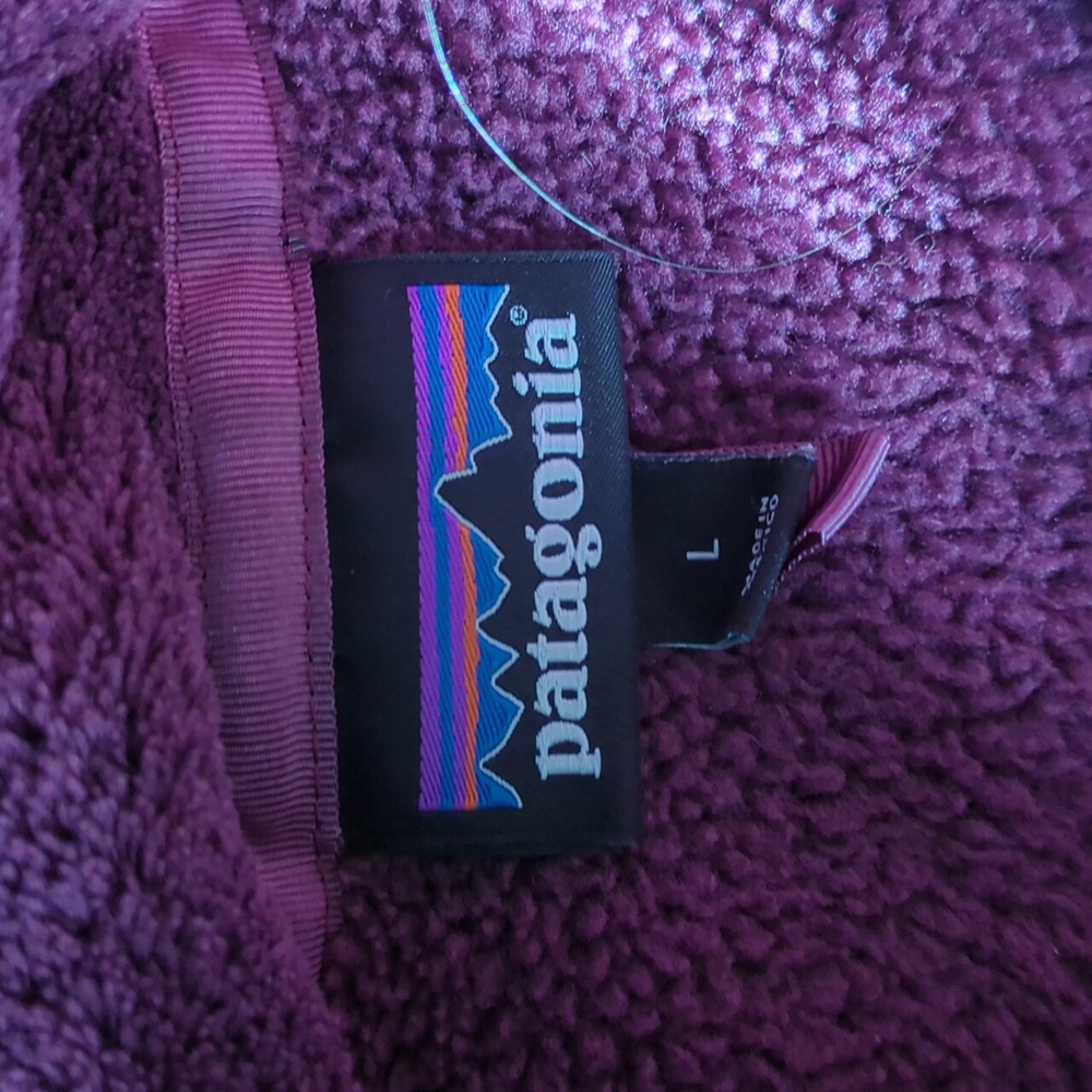 Women's Patagonia Pullover - Picture 3 of 4